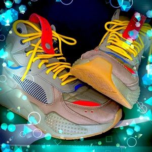 Nice puma basketball shoes with box